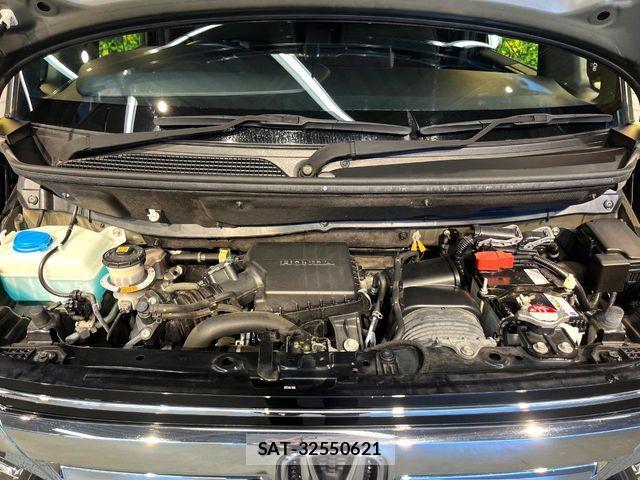 Honda N BOX CUSTOM 2022-03 8458037-17