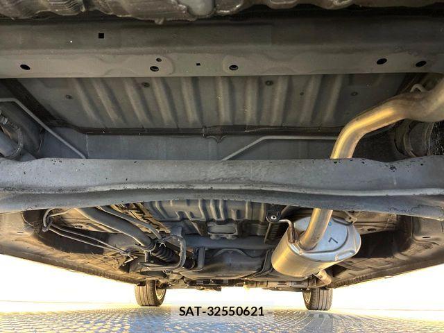 Honda N BOX CUSTOM 2022-03 8458037-18