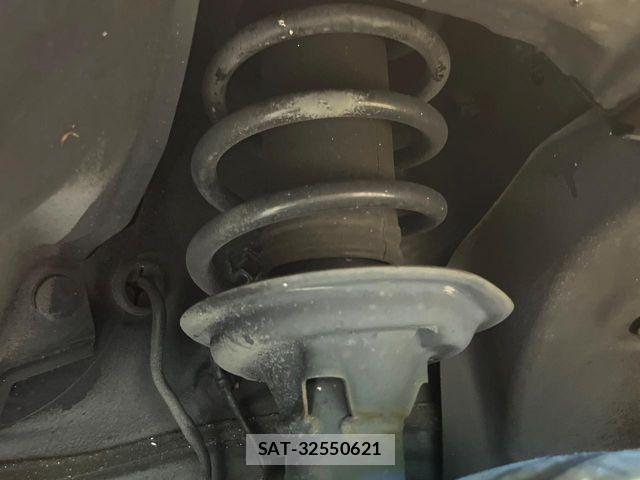 Honda N BOX CUSTOM 2022-03 8458037-19