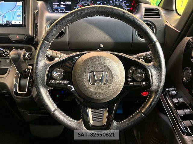 Honda N BOX CUSTOM 2022-03 8458037-7