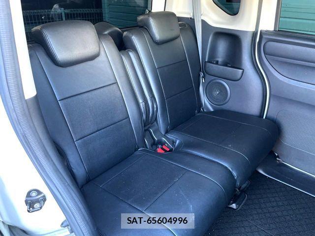Honda N BOX CUSTOM 2017-05 8458056-10