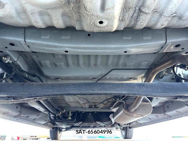 Honda N BOX CUSTOM 2017-05 8458056-17