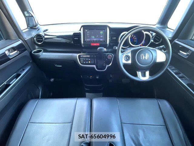 Honda N BOX CUSTOM 2017-05 8458056-1