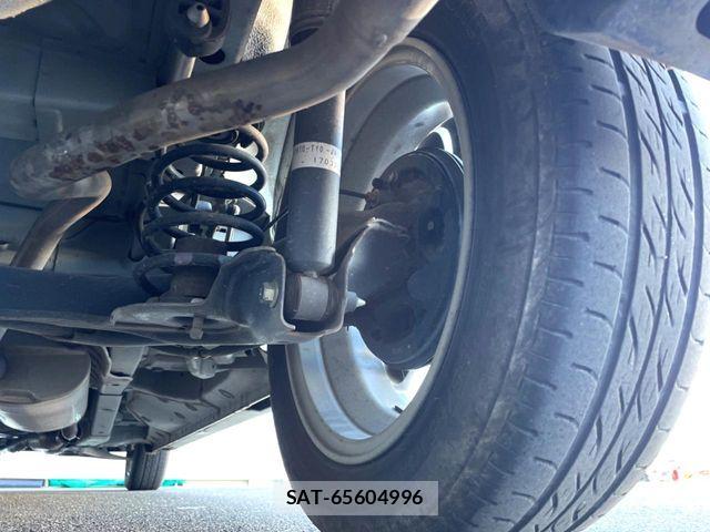 Honda N BOX CUSTOM 2017-05 8458056-19