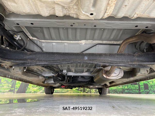 Honda N BOX CUSTOM 2024-03 8458024-18