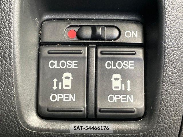 Honda N BOX CUSTOM 2015-12 8458045-2