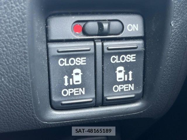 Honda N BOX CUSTOM 2017-01 8458057-4