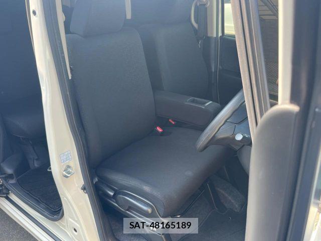 Honda N BOX CUSTOM 2017-01 8458057-8