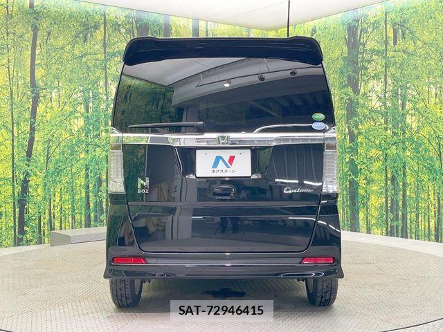 Honda N BOX CUSTOM 2017-03 8458055-14