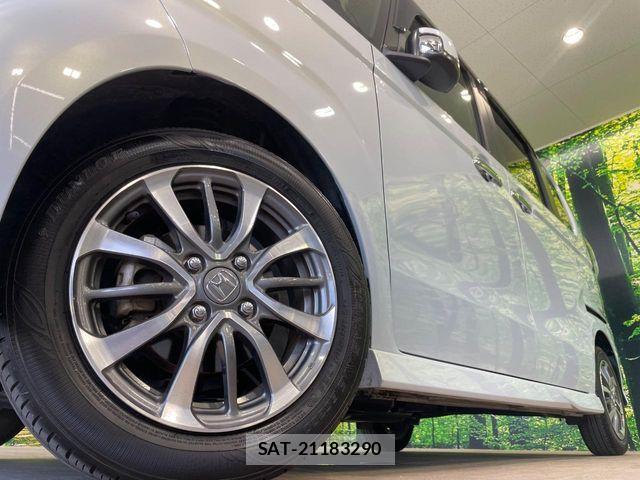 Honda N BOX CUSTOM 2024-02 8458032-12