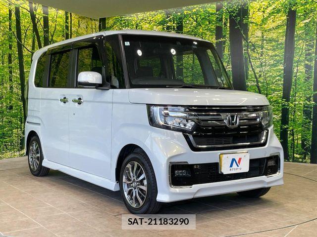 Honda N BOX CUSTOM 2024-02 8458032-15