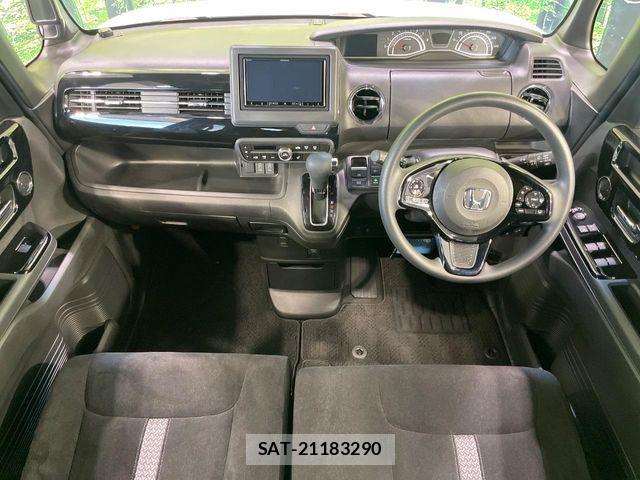 Honda N BOX CUSTOM 2024-02 8458032-1