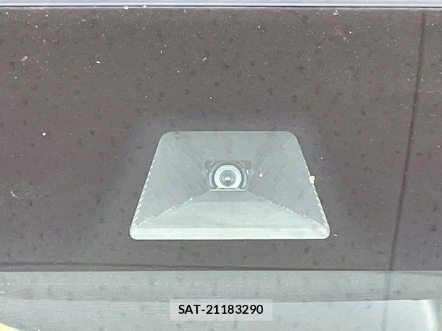 Honda N BOX CUSTOM 2024-02 8458032-5
