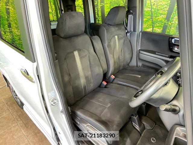 Honda N BOX CUSTOM 2024-02 8458032-7