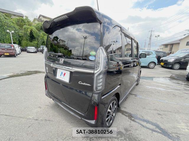 Honda N BOX CUSTOM 2019-12 8485809-10