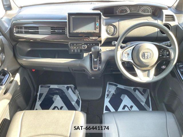 Honda N BOX CUSTOM 2017-09 8485813-1