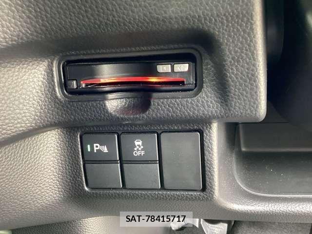 Honda N BOX CUSTOM 2023-10 8485811-8