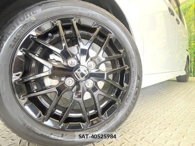 Honda N BOX CUSTOM 2023-04 8526093-12