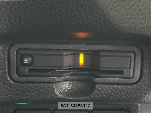 Honda N BOX CUSTOM 2022-01 8526135-5