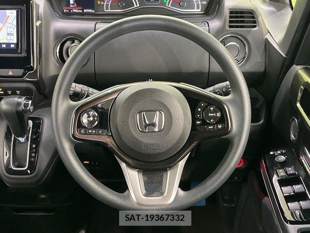 Honda N BOX CUSTOM 2019-01 8526163-10