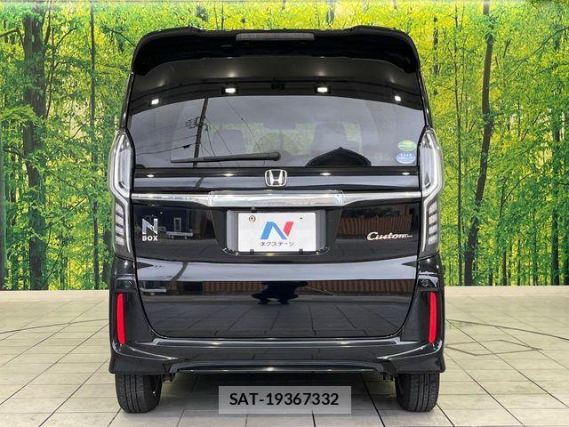 Honda N BOX CUSTOM 2019-01 8526163-14