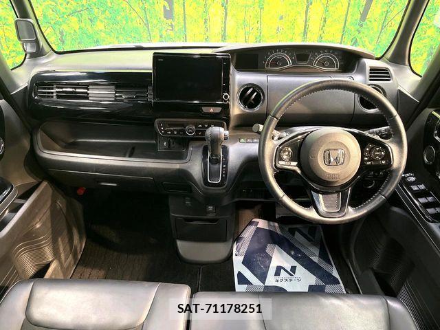 Honda N BOX CUSTOM 2021-08 8526118-1
