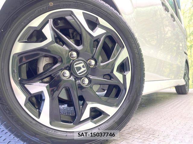 Honda N BOX CUSTOM 2017-10 8526165-12