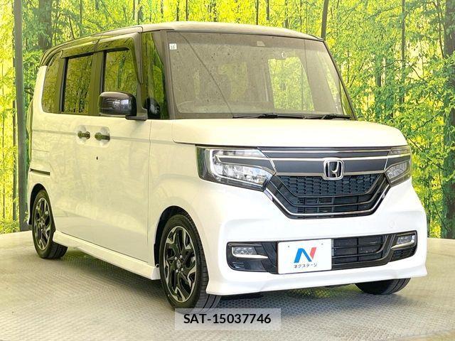 Honda N BOX CUSTOM 2017-10 8526165-15