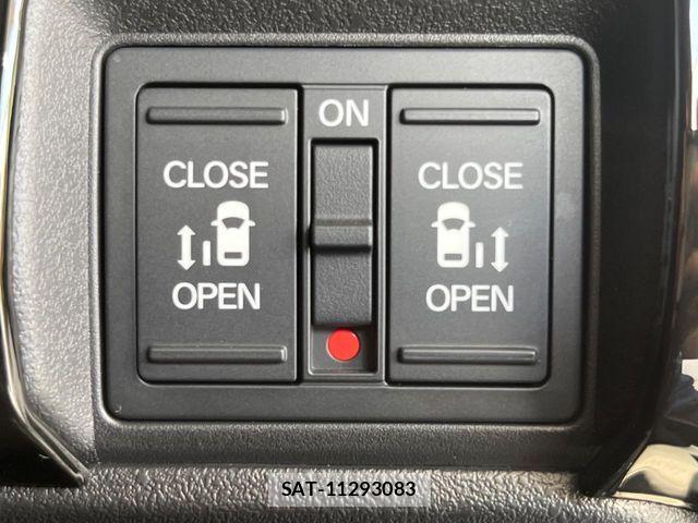 Honda N BOX CUSTOM 2023-10 8526096-4