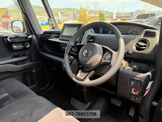 Honda N BOX CUSTOM 2021-08 8526167-12