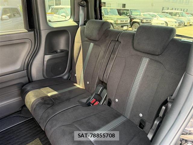 Honda N BOX CUSTOM 2021-08 8526167-14