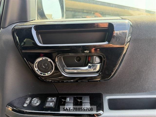 Honda N BOX CUSTOM 2021-08 8526167-26