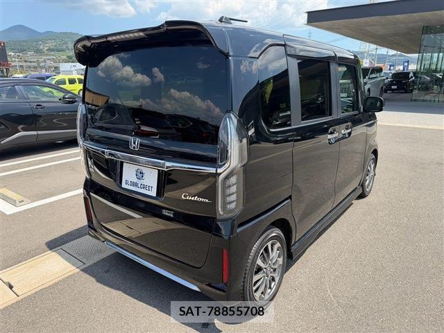 Honda N BOX CUSTOM 2021-08 8526167-5
