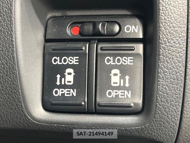 Honda N BOX CUSTOM 2016-03 8526198-2