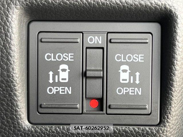Honda N BOX CUSTOM 2019-07 8526138-4