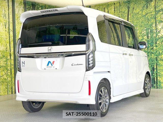 Honda N BOX CUSTOM 2022-02 8526151-16