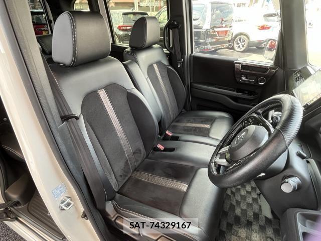 Honda N BOX CUSTOM 2019-04 8526200-29