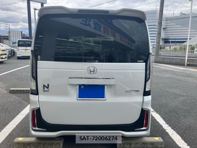 Honda N BOX CUSTOM 2023-10 8526097-6