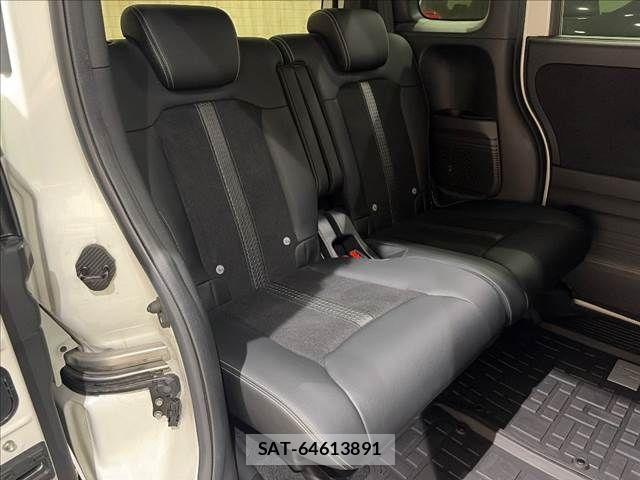 Honda N BOX CUSTOM 2022-01 8526166-9