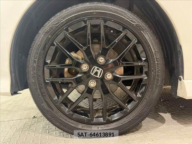 Honda N BOX CUSTOM 2022-01 8526166-14