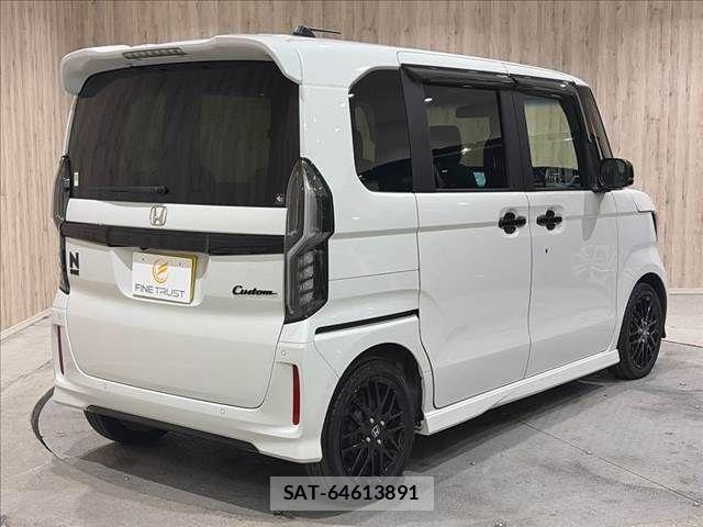 Honda N BOX CUSTOM 2022-01 8526166-18