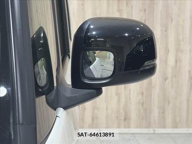 Honda N BOX CUSTOM 2022-01 8526166-27