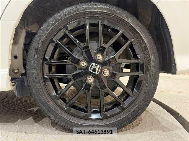 Honda N BOX CUSTOM 2022-01 8526166-28