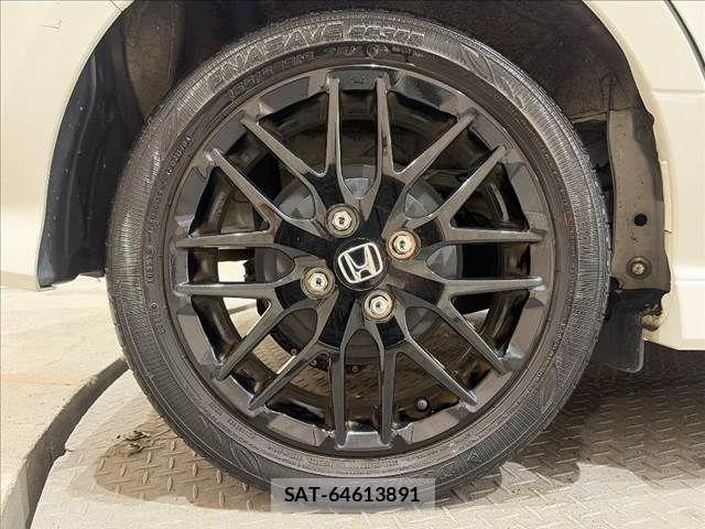 Honda N BOX CUSTOM 2022-01 8526166-29