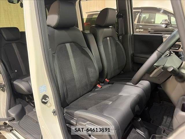 Honda N BOX CUSTOM 2022-01 8526166-8