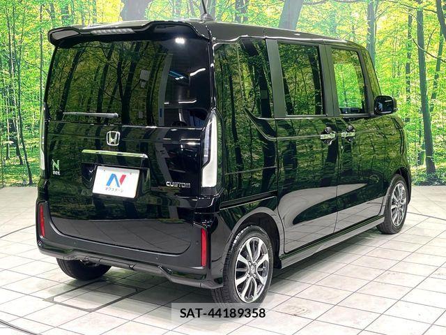 Honda N BOX CUSTOM 2025-05 8526099-16