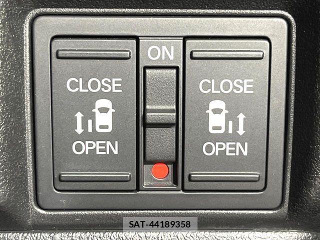 Honda N BOX CUSTOM 2025-05 8526099-4