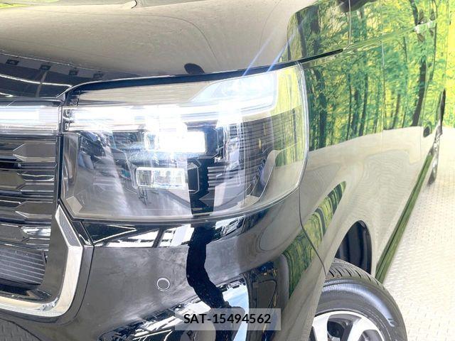 Honda N BOX CUSTOM 2024-04 8526127-11