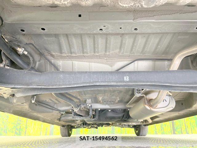 Honda N BOX CUSTOM 2024-04 8526127-18