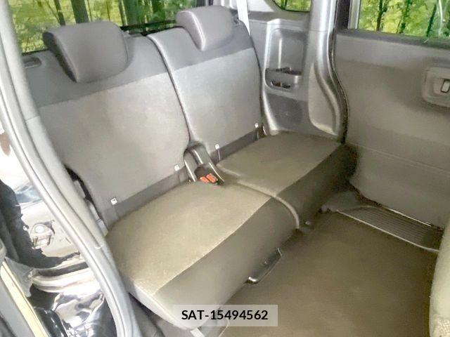 Honda N BOX CUSTOM 2024-04 8526127-8
